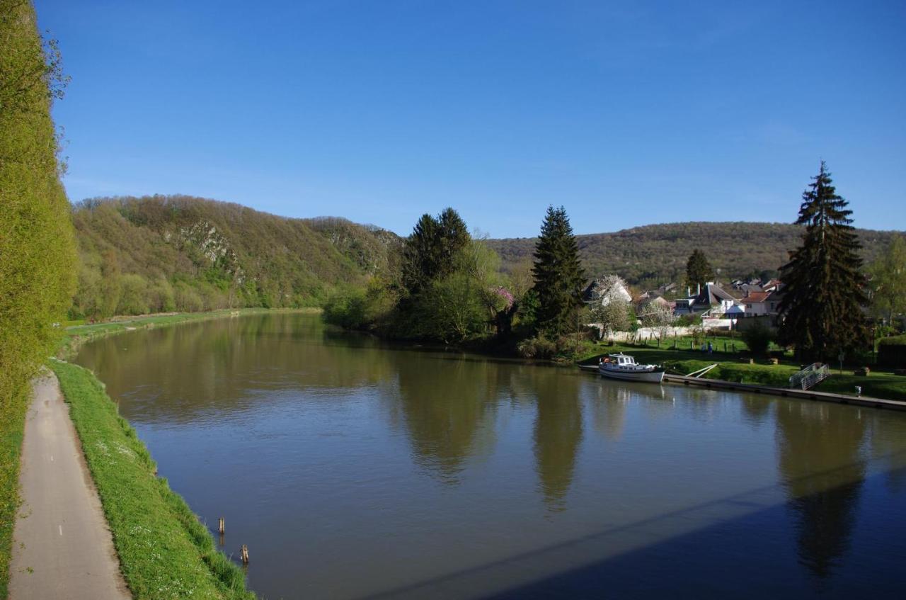 Le Doux Rivage, Proche De Charleville, Jardin Et Acces A La Voie Verte Joigny-sur-Meuse Eksteriør billede