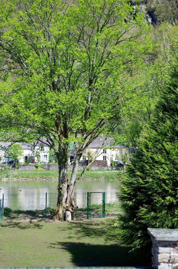 Le Doux Rivage, Proche De Charleville, Jardin Et Acces A La Voie Verte Joigny-sur-Meuse Eksteriør billede